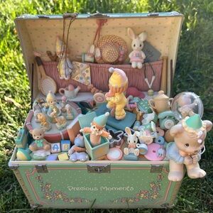 Precious Moments Toy Chest Music Box Pink New in Box